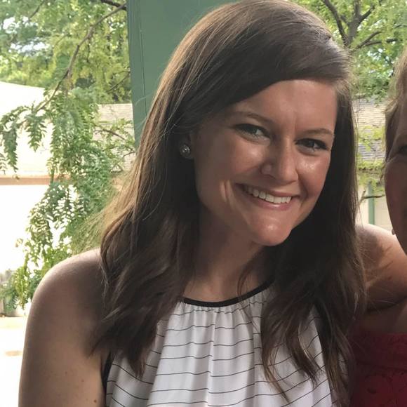 Meet your Posher, Melanie - Picture 1 of 1